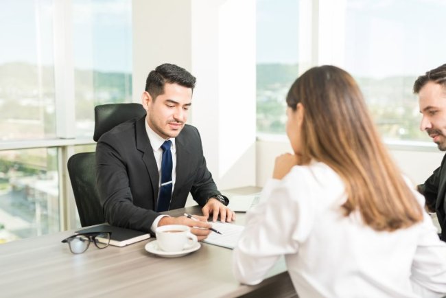 लोन पेमेंट भूलने पर क्या करें? जानिए नुकसान कम करने के आसान तरीके