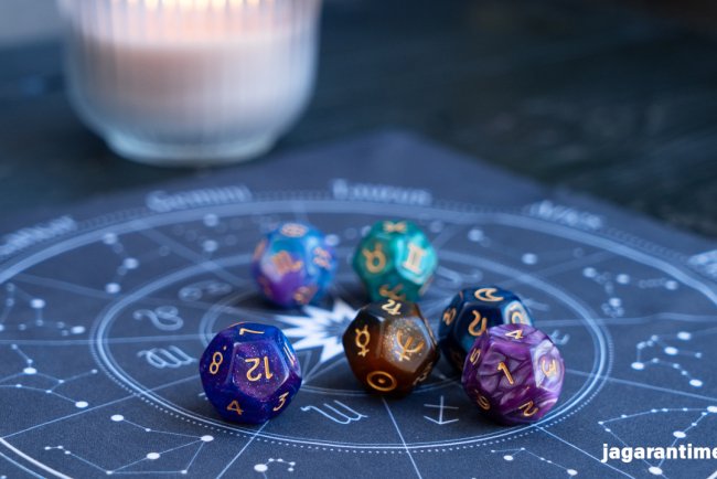 Mangal Gochar 2025: 12 मई को मंगल का गोचर लाएगा खुशखबरी, इन राशियों को मिलेगा धन लाभ